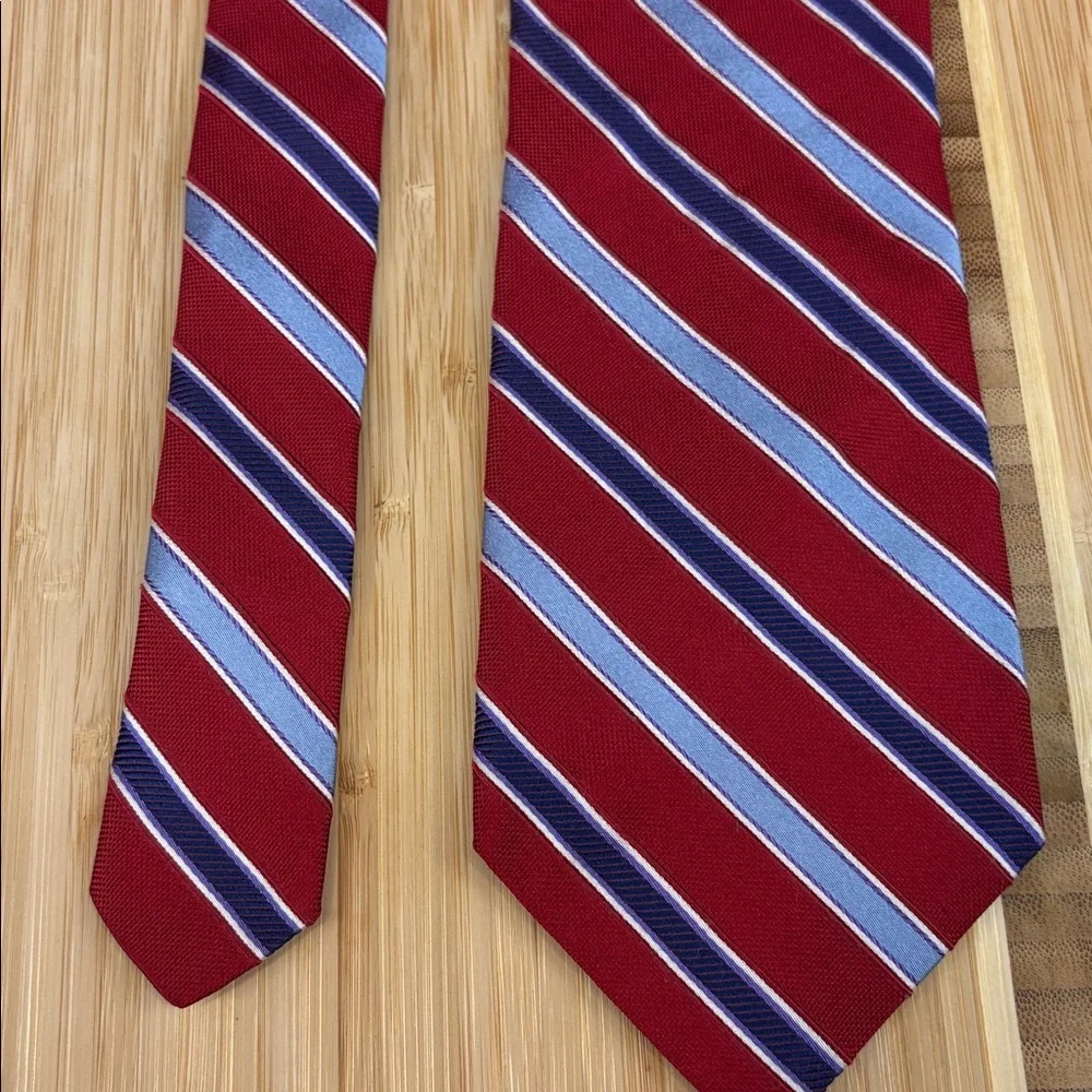 Tom James Silk Neck Tie Diagonal Striped‎